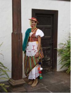 descubre-los-mejores-trajes-de-magos-en-canarias-magia-y-estilo-en-un-solo-lugar