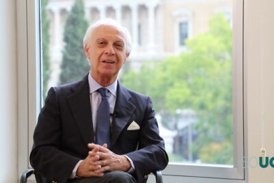 ángel corcóstegui biografia