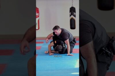 grappling policial