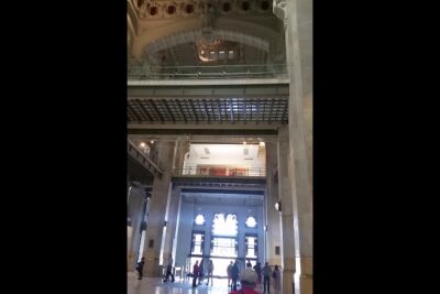 oficina correos abierto sabado madrid