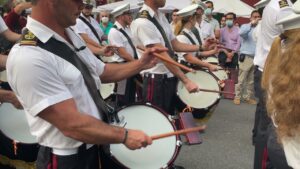 tambor semana santa sevilla